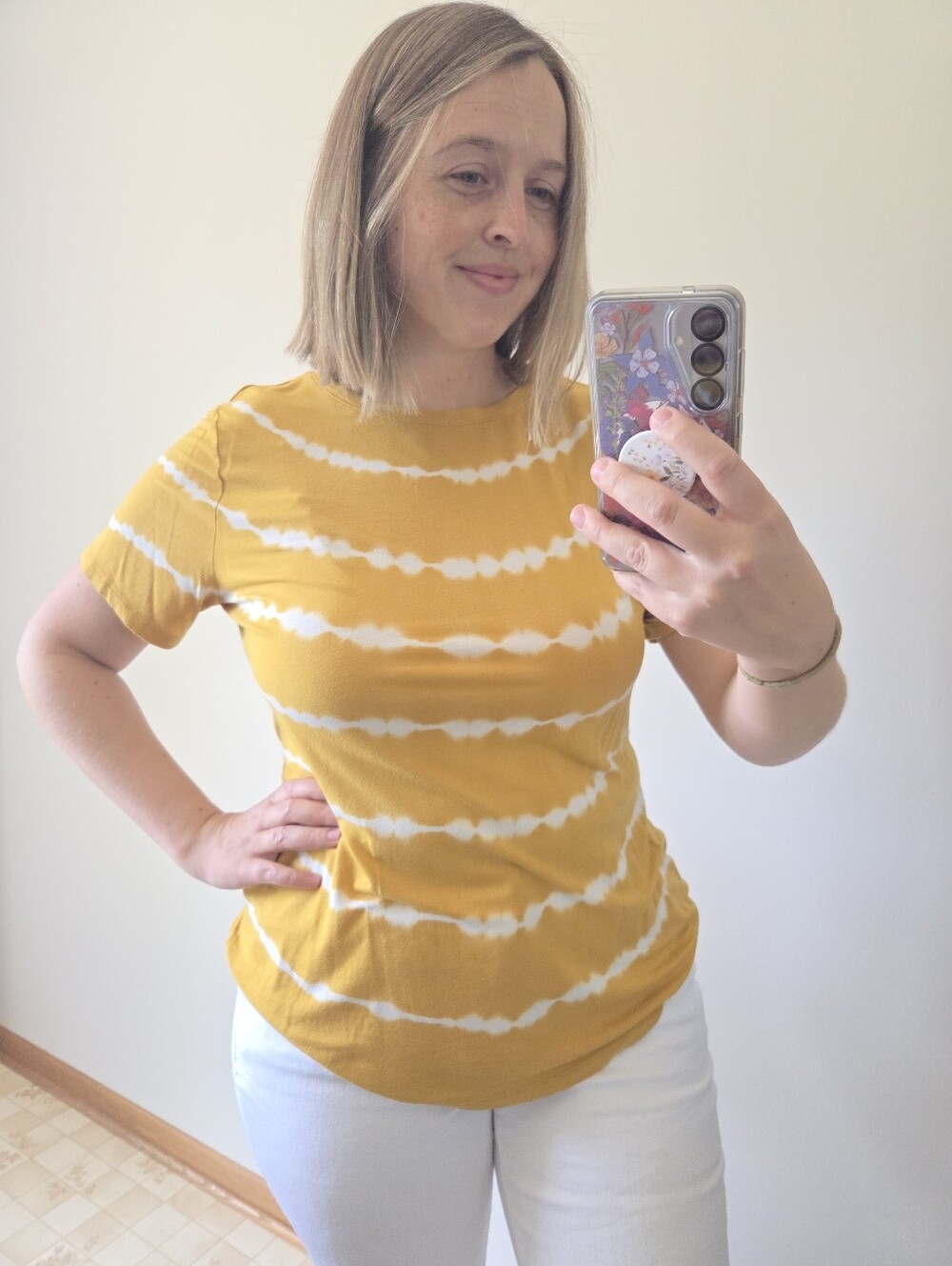 Old Navy Mustard Tie-Dye Short Sleeve Tee Shirt - Women Luxe - Picture 12 of 12